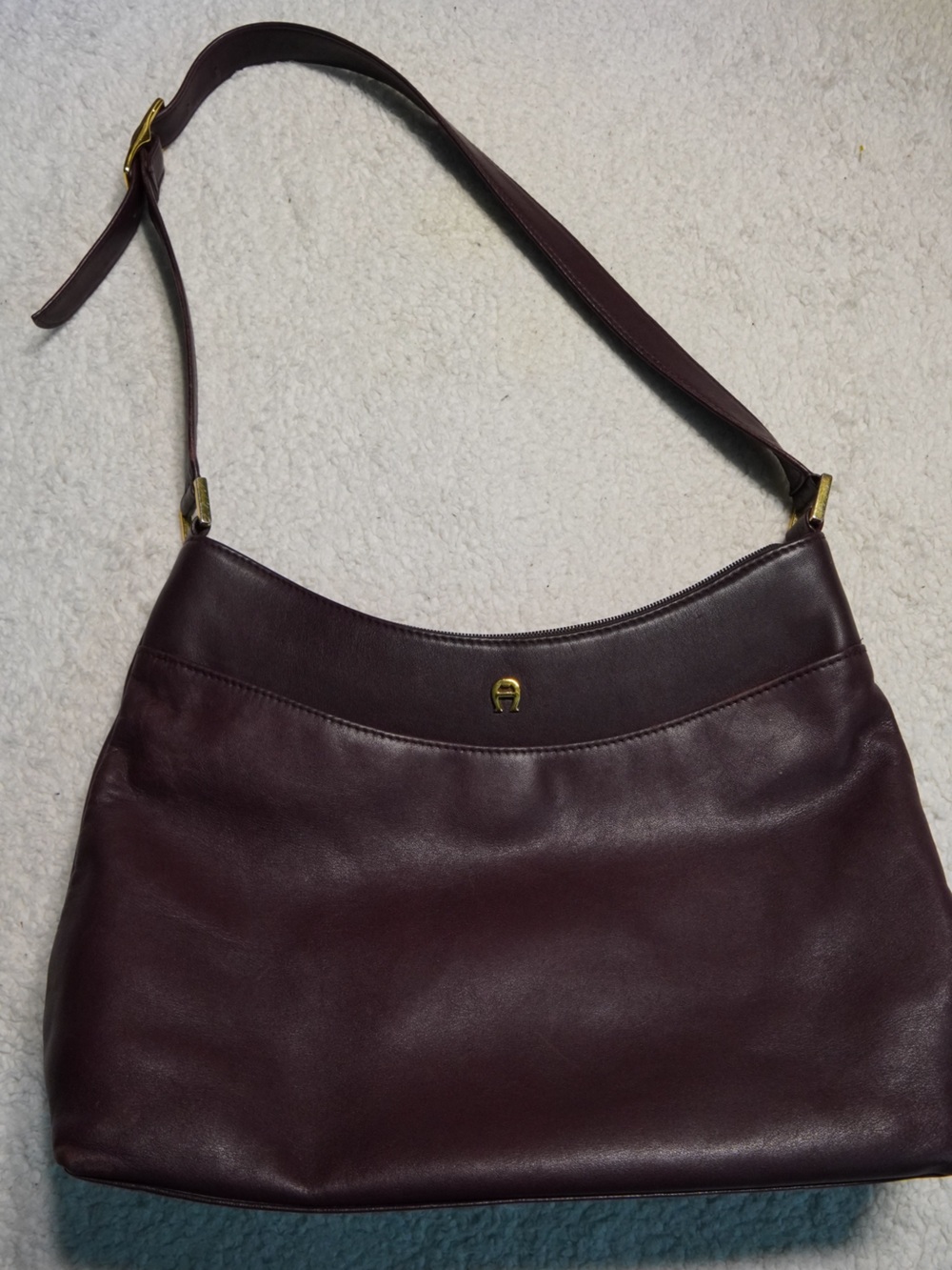 Vintage Etienne Aigner Oxblood Genuine Leather Shoulder Bag hobo